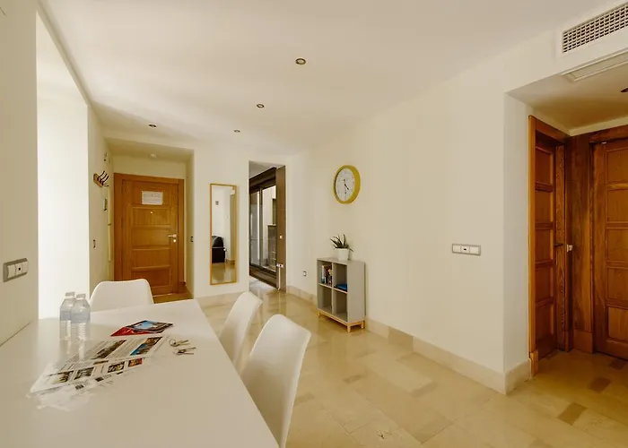 Appartement 1e Azofaifo St Sevilla
